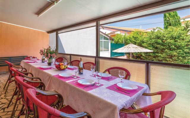 Stunning Home in Pula With Wifi and 7 Bedrooms