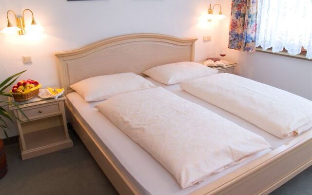 Gartenhotel & Weingut Pfeffel Dürnstein