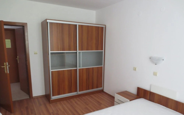 Lazur I&Ii&Iii