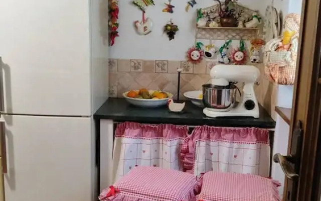 Apartment - Sleeps 2, Balcony & Parking