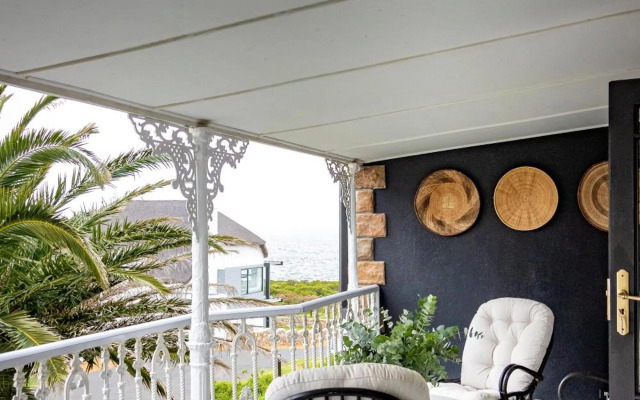 Villa Le Roc Kleinmond Accommodation