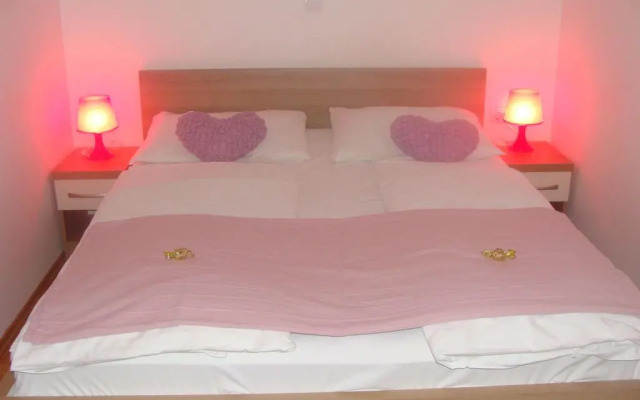 Guest House Lugarnica