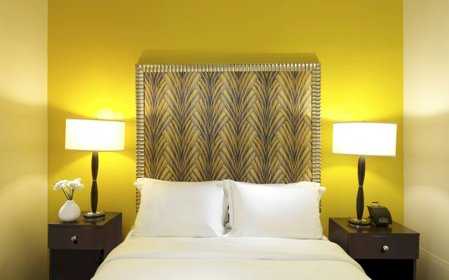 Hilton Grand Vacations Suites at South Beach