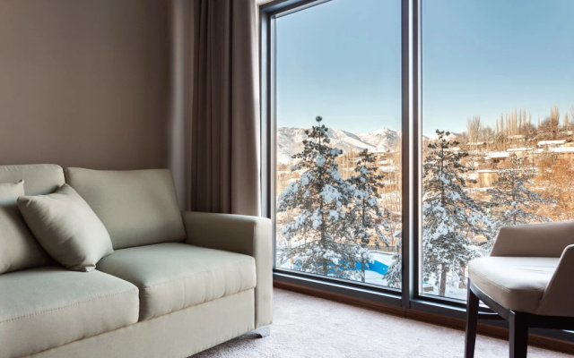 Edelweiss Hotel & Resort