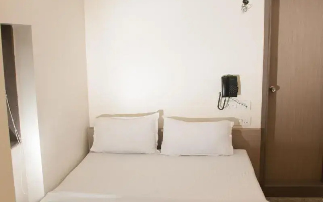 City Hotel