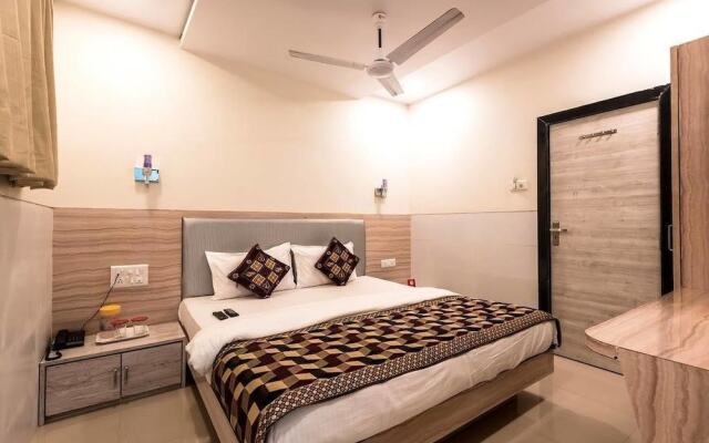 Room Maangta 133 @ Kurla West