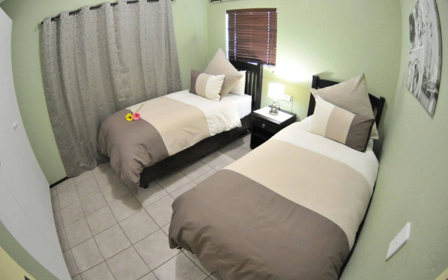 Summer Garden Guest House and Self Catering Apartments