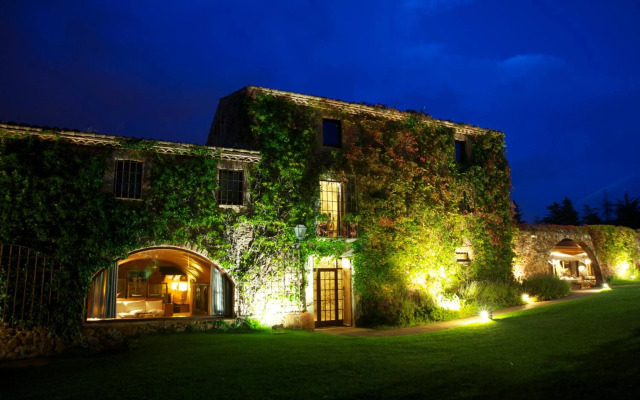 Mas Salvi Country Boutique Hotel