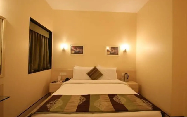 Hotel Woodland