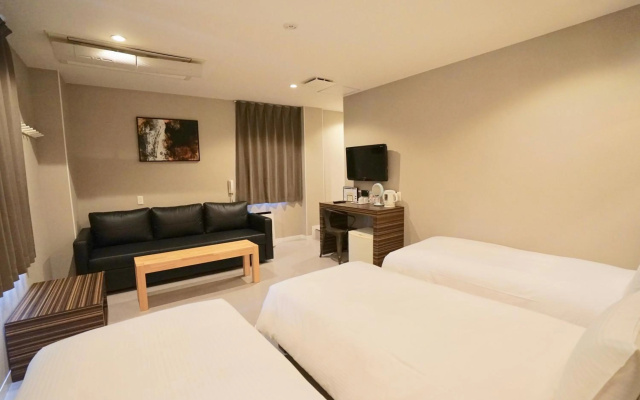 Hotel 88 Shinsaibashi – Guest Rooms – Osaka