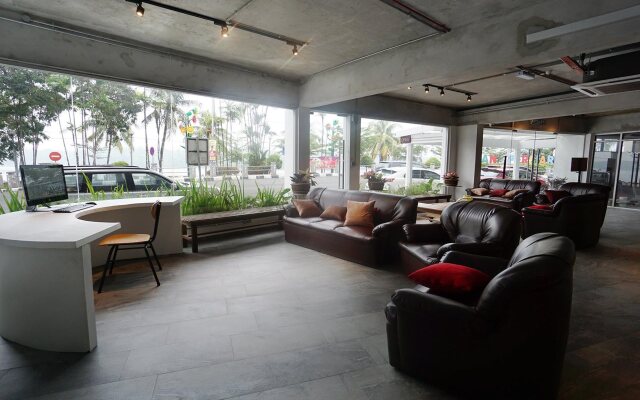 Riverine Garden Hotel