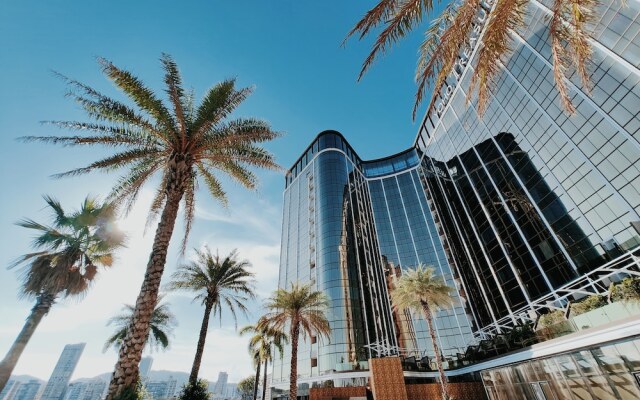 YOHO Treasure Island Hotel