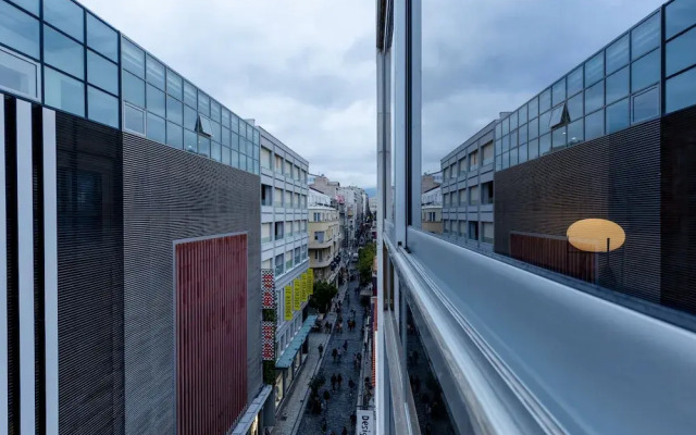 UPSTREET Ermou Elegant Apartments