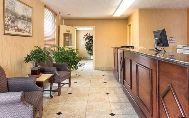 Econo Lodge Near Quantico Marine Base