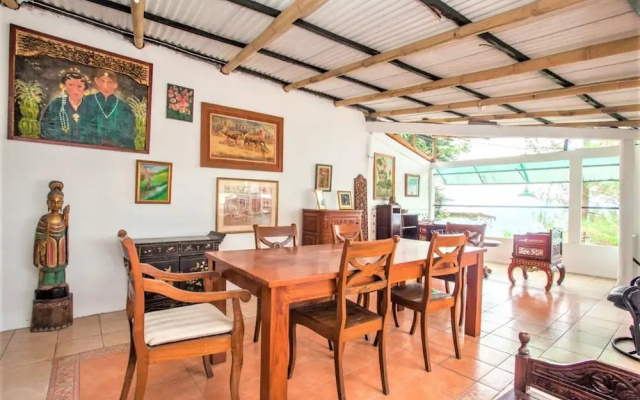 Villa Gubuk Saraswati