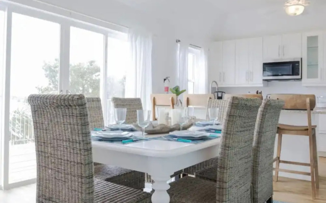 Modern Apartment St.Georges Bermuda