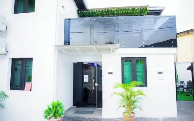 White Vill Hospitality And Homes