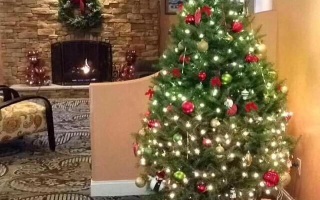 Golden Apple Inn