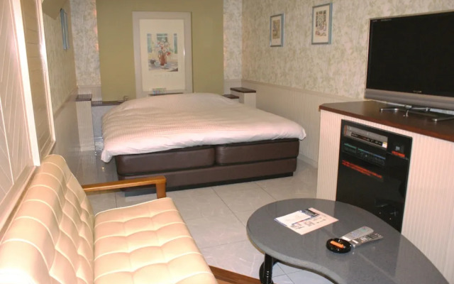 Hotel Sting - Adults Only