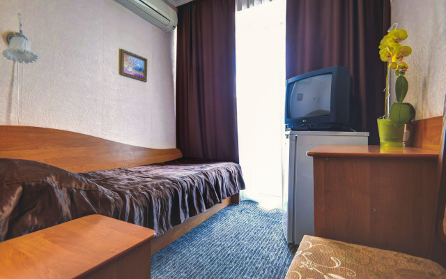 Surozh Hotel
