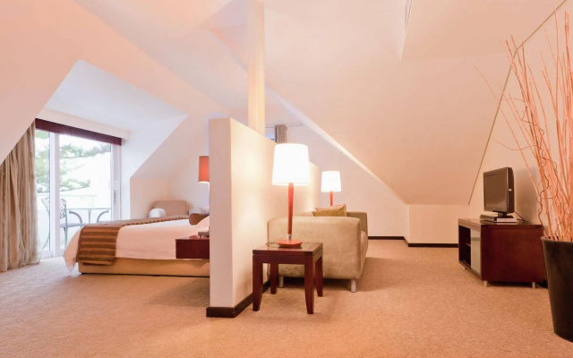 The Winchester Hotel by NEWMARK