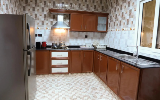 Remas Hotel Suites