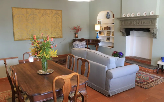 Maggio 54 in Florence