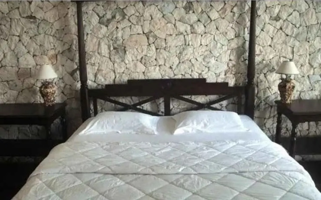 Hotel Nirwana Laut