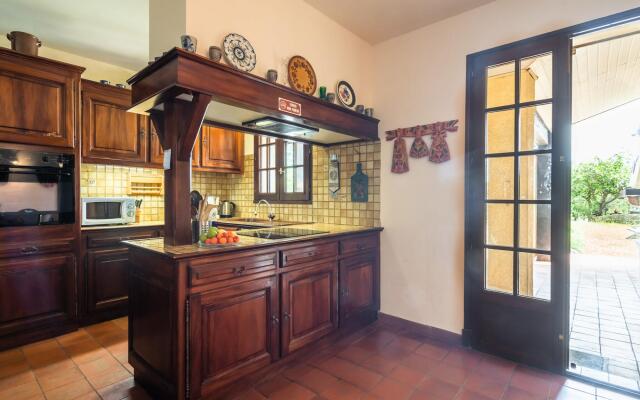 Scenic villa in Beaufort with private pool