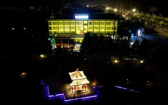 Mercure Kaifeng Qingming Shangheyuan Hotel