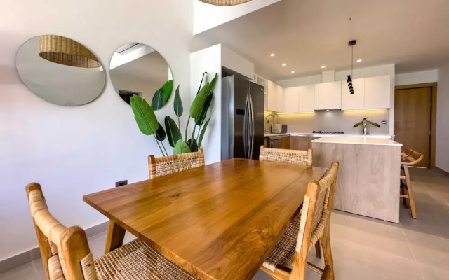 Fantastic Penthouse at Golf Course