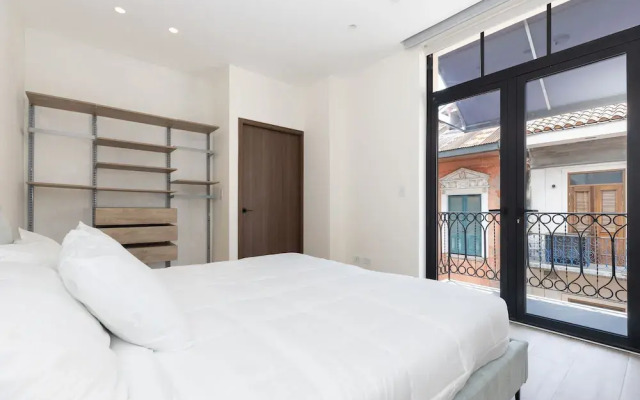 The Grand Penthouse by Acomodo Casco Viejo