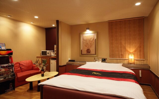 Restay DEE - Adults Only