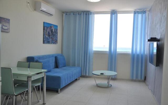 Short Term Apartment Tel Aviv Bat Yam 413