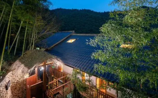 West Time Hot Spring Hostel