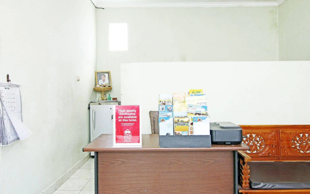 ZEN Rooms Mataram Kuta