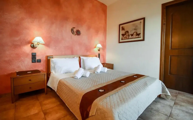 Beautiful Home in Finikia With Wifi and 3 Bedrooms