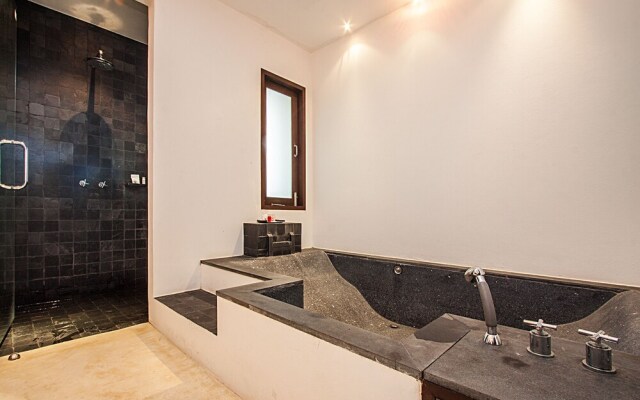 Nirano Villa 22 2 Beds