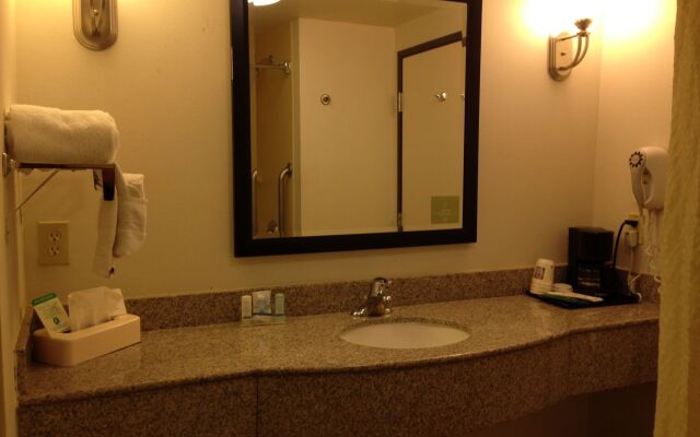 Sleep Inn & Suites Laurel near Fort Meade