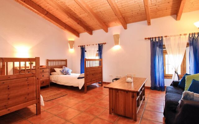 Authentic Rustic Finca With Private Pool Centrally Located