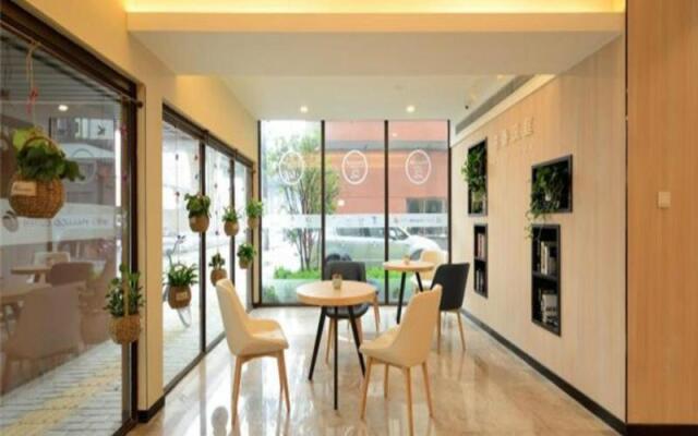 Hanting Shanghai Meilong Wanhui Internationalplaz