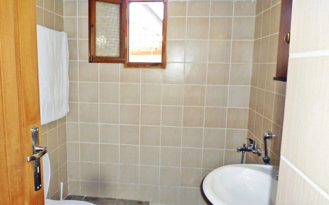 House and studio annexed - Ideal large families- Small village,close beaches