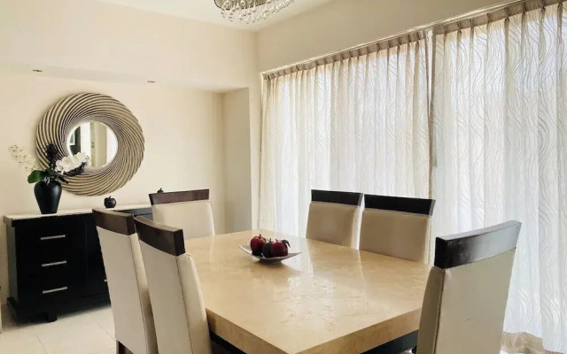 Apartments with Shared Pool and BBQ