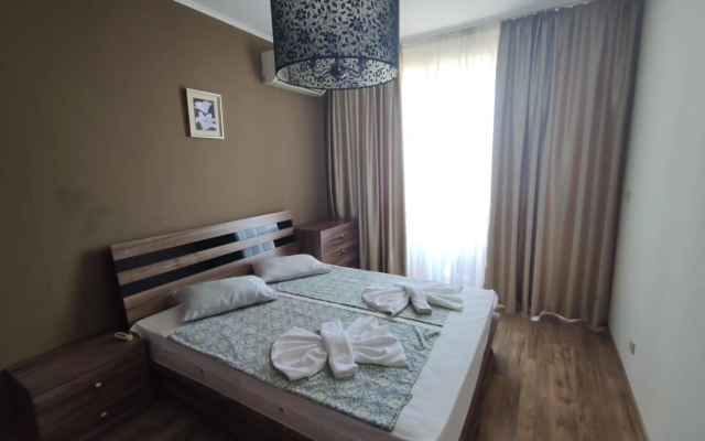 Apart Hotel Golden Line