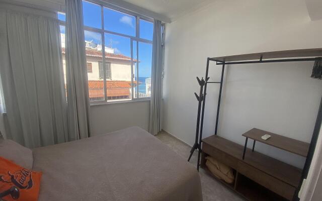 AS1210 Quarto-sala com vista mar Copacabana Posto 5