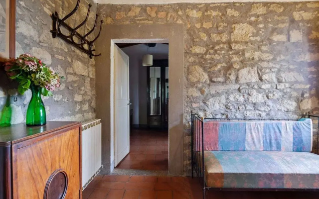 Farmhouse in Castelfranco Piandisco With Garden