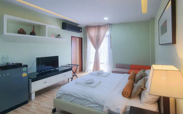 Daddy Dream Hotel And Residence