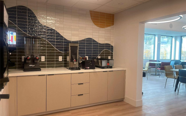 La Quinta Inn & Suites By Wyndham Kelowna Bc