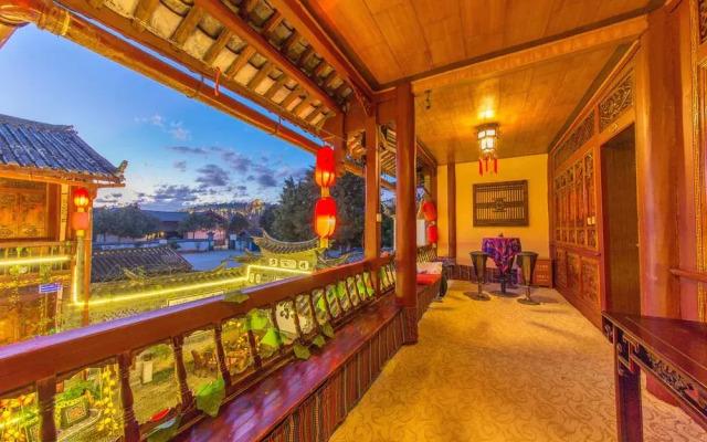 Lijiang Dog and Cat House
