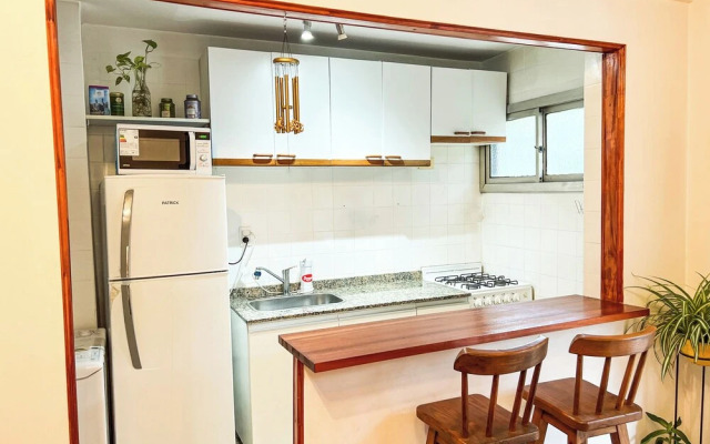 RentUp-Recoleta Dpto luminoso con balcon